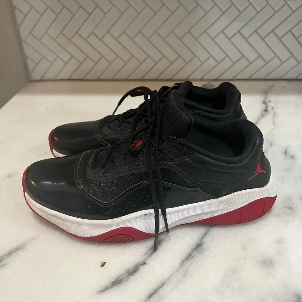 Nike Air Jordan 11 CMFT Low BRED Black PATENT Lthr Red Wht 8.5 DM0844 005 retro